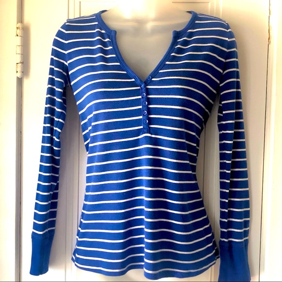 🟢[GAP] “Supersoft” Striped V-Neck Henley - Picture 2 of 13